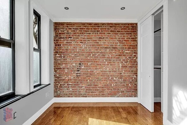 E 106TH ST. in New York, NY - Building Photo - Building Photo