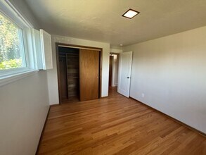4020 NE 72nd St in Seattle, WA - Building Photo - Building Photo