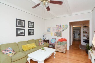 1400 W Rosemont Ave, Unit 2 in Chicago, IL - Building Photo - Building Photo