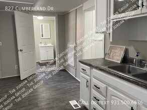 827 Cumberland Dr in Clarksville, TN - Building Photo - Building Photo