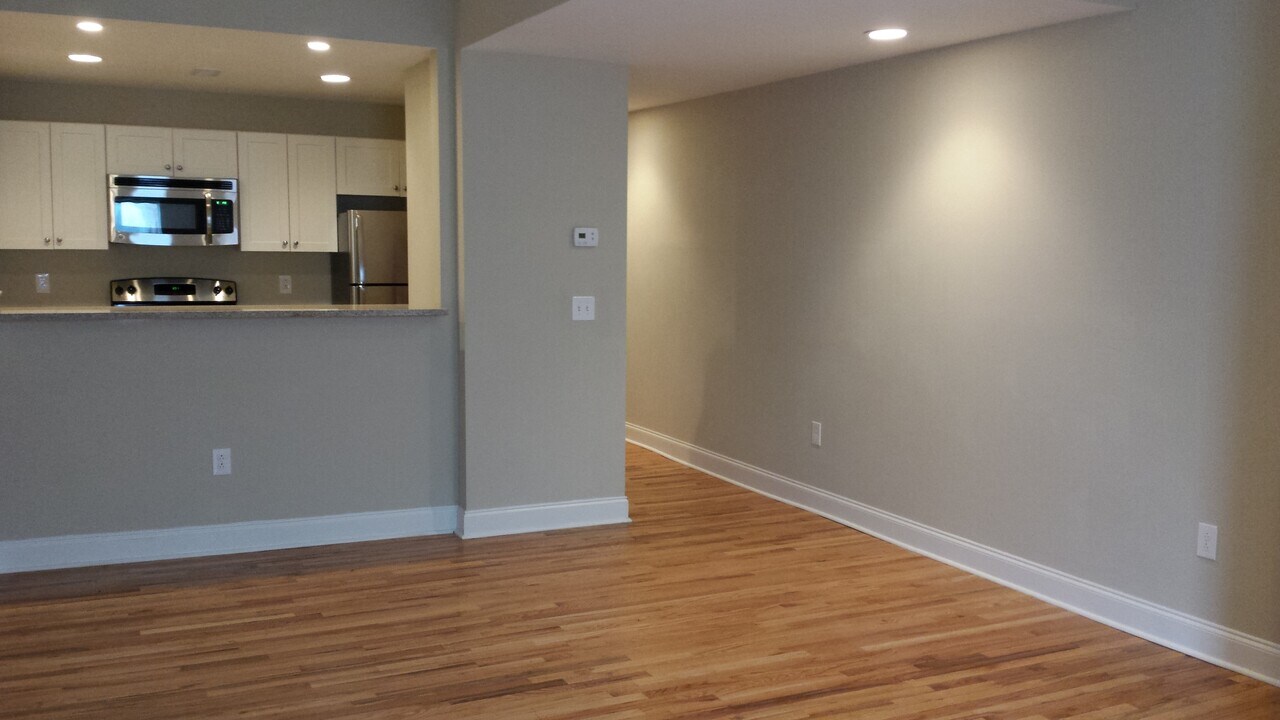 1114 Pine St in Philadelphia, PA - Building Photo
