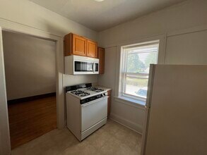4573 S Lake Dr in Cudahy, WI - Building Photo - Building Photo