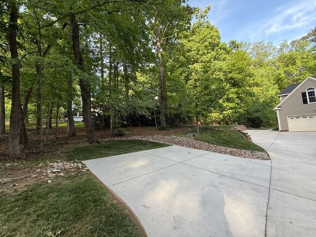 9412 Springdale Dr in Raleigh, NC - Building Photo - Building Photo