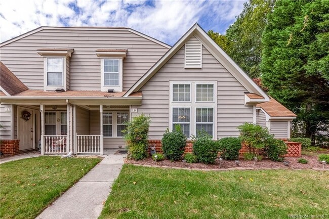 property at 134 Post Oak Rd