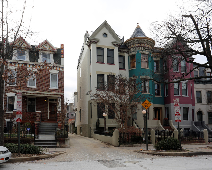 1314 Kenyon St NW in Washington, DC - Building Photo