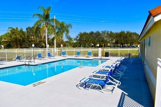 12650 Vista Isles Dr in Sunrise, FL - Building Photo - Building Photo