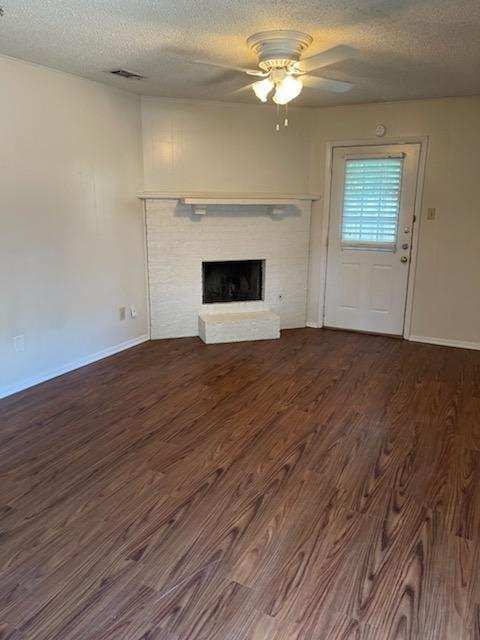4713 Diaz Avenue in Fort Worth, TX - Foto de edificio