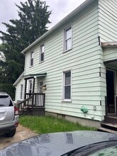 659 Fisher Hill St in Sharon, PA - Building Photo - Building Photo