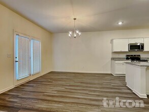 192 Hynes St in Bethlehem, GA - Foto de edificio - Building Photo