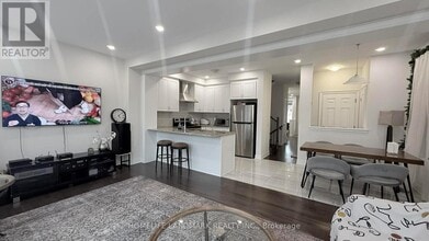 66 Haskins Cres in Georgina, ON - Building Photo - Building Photo