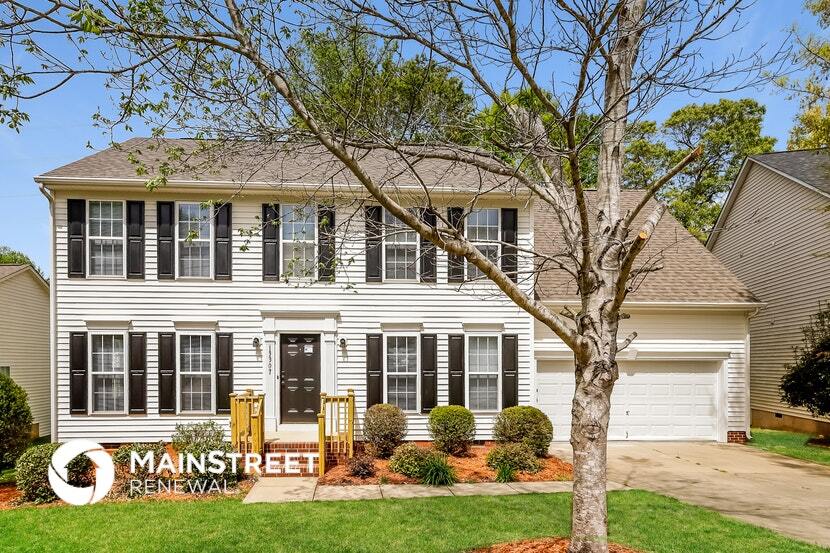 13307 Alex Mill Dr in Pineville, NC - Building Photo