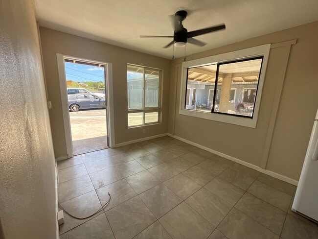 property at 52 Hoonani St