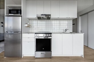 1555 Boul. René-Lévesque O in Montréal, QC - Building Photo - Building Photo