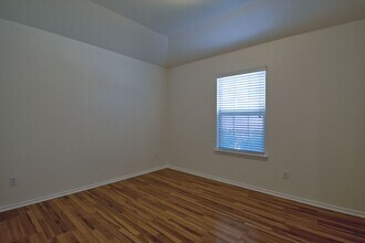 16724 Ruggio Rd in Pflugerville, TX - Building Photo - Building Photo