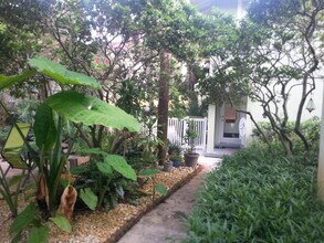 122 10th Ave S, Unit 7 in Jacksonville Beach, FL - Building Photo - Building Photo
