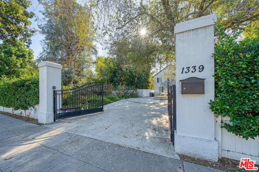 1339 Garfield Ave in South Pasadena, CA - Building Photo