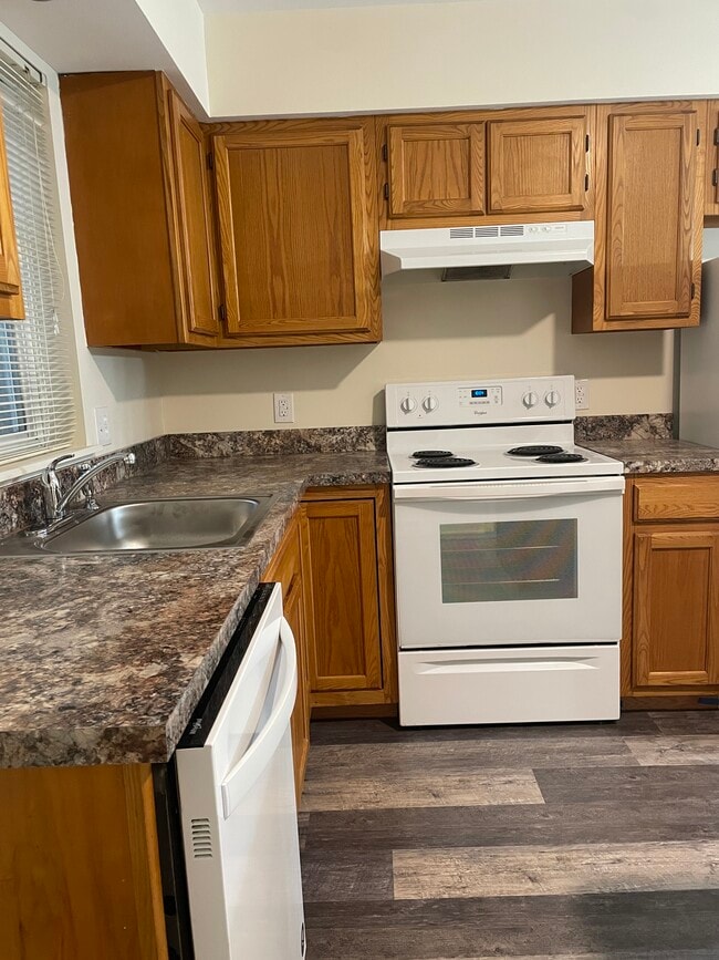Hickory Hills Apartments