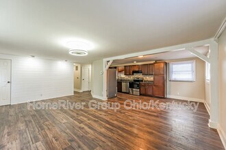 4008 Alexander Ln in Batavia, OH - Building Photo - Building Photo