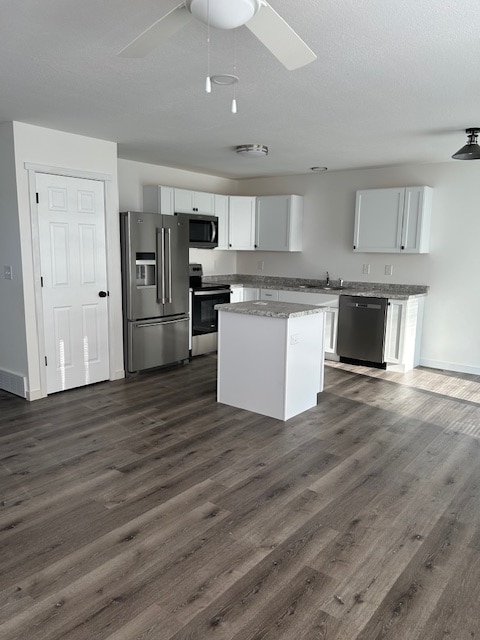 2740 L St SW, Unit B in Cedar Rapids, IA - Building Photo - Building Photo