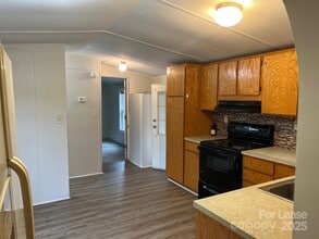 138 Sutton Ct in Statesville, NC - Building Photo - Building Photo