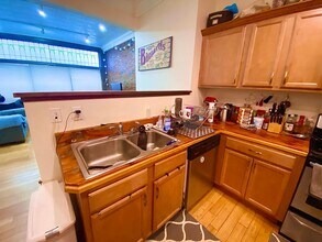 2128 E Carson St in Pittsburgh, PA - Building Photo - Building Photo