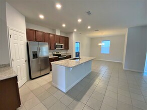 29214 Armoyan Blvd in Leesburg, FL - Building Photo - Building Photo