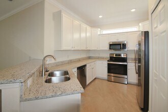 12421 Amica Loop in Venice, FL - Building Photo - Building Photo