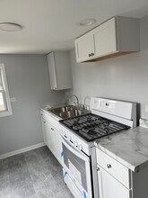 154 E Mill St, Unit Wauconda apartment in Wauconda, IL - Building Photo - Building Photo