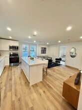 26 Union St in Natick, MA - Building Photo - Building Photo