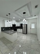 912 N Woodson Ave-Unit -4 in Edinburg, TX - Building Photo - Building Photo