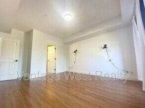 2551-2551 Shoreline Dr in Lake Country, BC - Building Photo - Building Photo