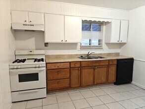 7484 Affeldt St in Westland, MI - Building Photo - Building Photo