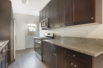 4091 Rosecrans Ave, Unit 4091 in Hawthorne, CA - Foto de edificio - Building Photo