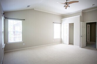 218 Napa Valley Way in Chapel Hill, NC - Building Photo - Building Photo