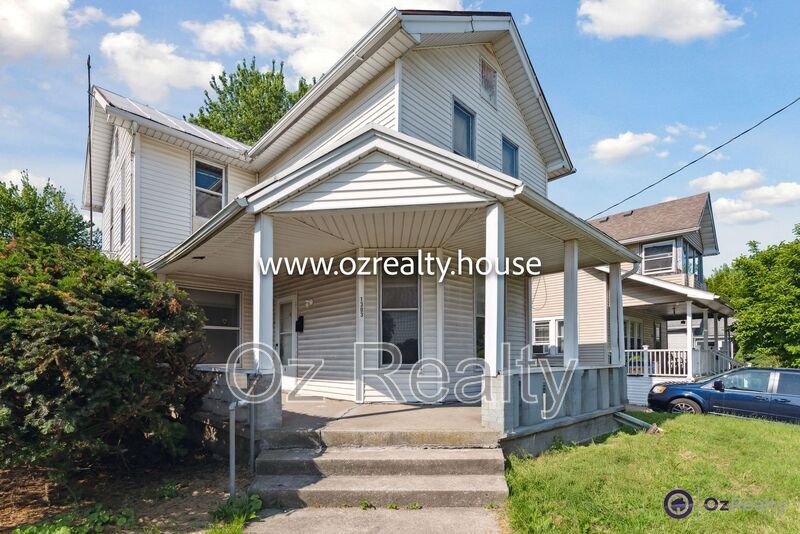 1303 Western Ave in Toledo, OH - Building Photo