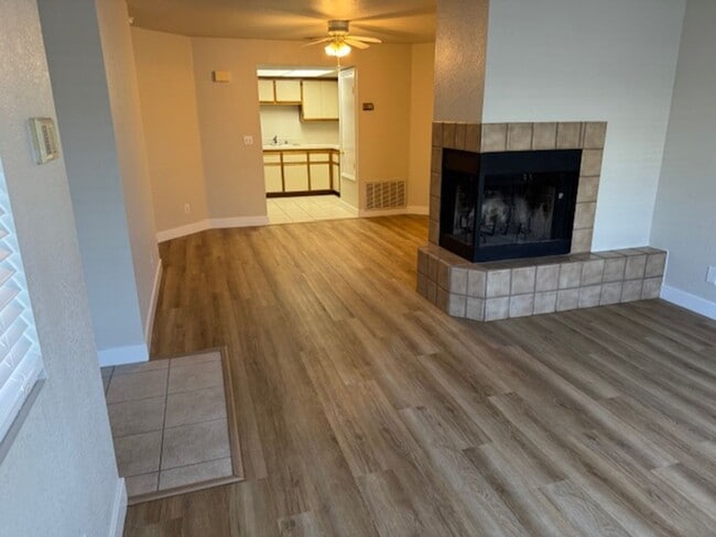 1980 Las Palmas Ln in Laughlin, NV - Building Photo - Building Photo