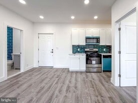 30 Haddon Ave in Collingswood, NJ - Building Photo