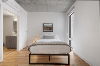 853 W Blackhawk St in Chicago, IL - Building Photo - Building Photo