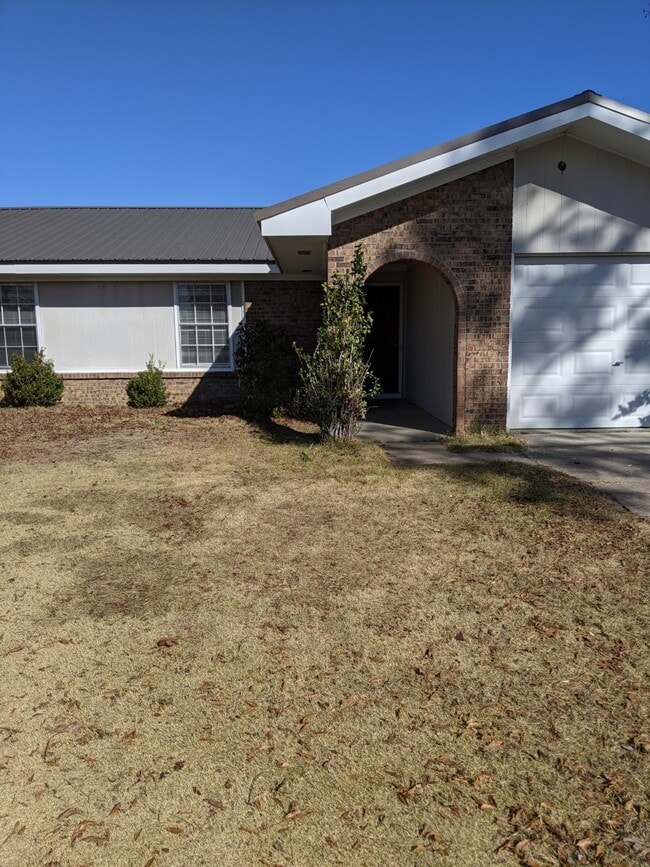 property at 2203 Glen Haven Dr