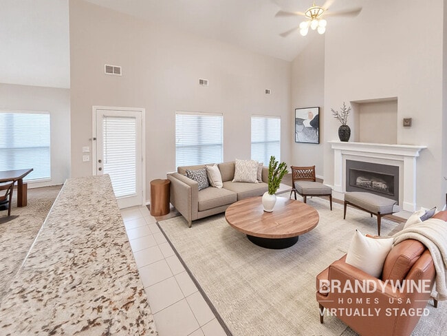 9876 Brimfield Dr in Cordova, TN - Building Photo - Building Photo