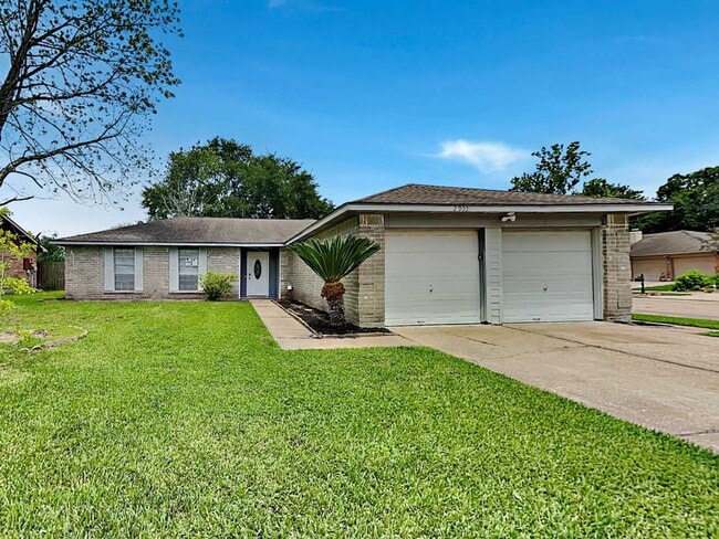 2902 Early Turn Dr