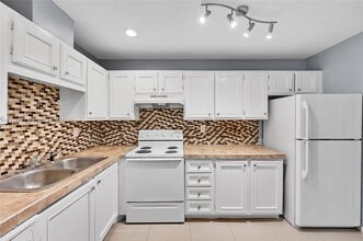 4132 NW 88th Ave in Coral Springs, FL - Building Photo - Building Photo