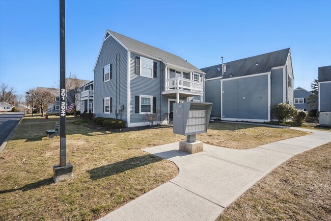 201 Commons Way in Fishkill, NY - Building Photo - Building Photo