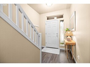 1412 NE Alexandria Pl in Hillsboro, OR - Building Photo - Building Photo