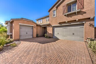 956 Twilight Peak Ave in Henderson, NV - Building Photo - Building Photo