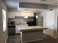 Building Photo - Waterside Apartments in Tulsa, Oklahoma