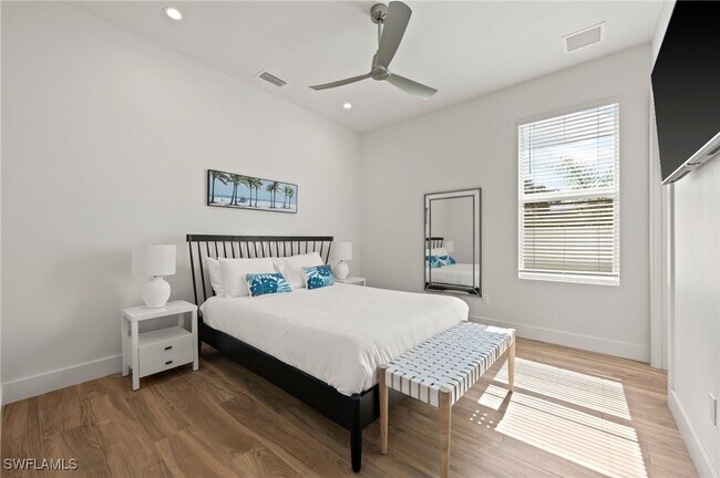 property at 819 91st Ave N