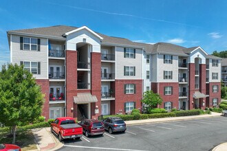 Shorehaven in Dumfries, VA - Building Photo - Building Photo