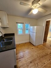 106 5th St in Black Mountain, NC - Building Photo - Building Photo