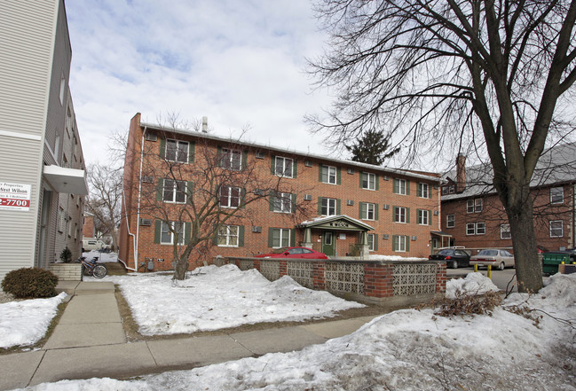 Greenspire Wilson Apartments in Madison, WI - Foto de edificio - Building Photo